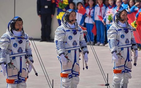 Space Debris Delays Return: Stranded Chinese Astronauts 'In Good Condition'