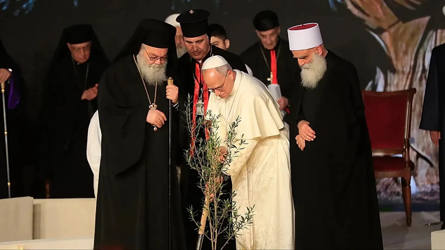Pope Leo XIV calls for 'divine peace' in historic Lebanon visit