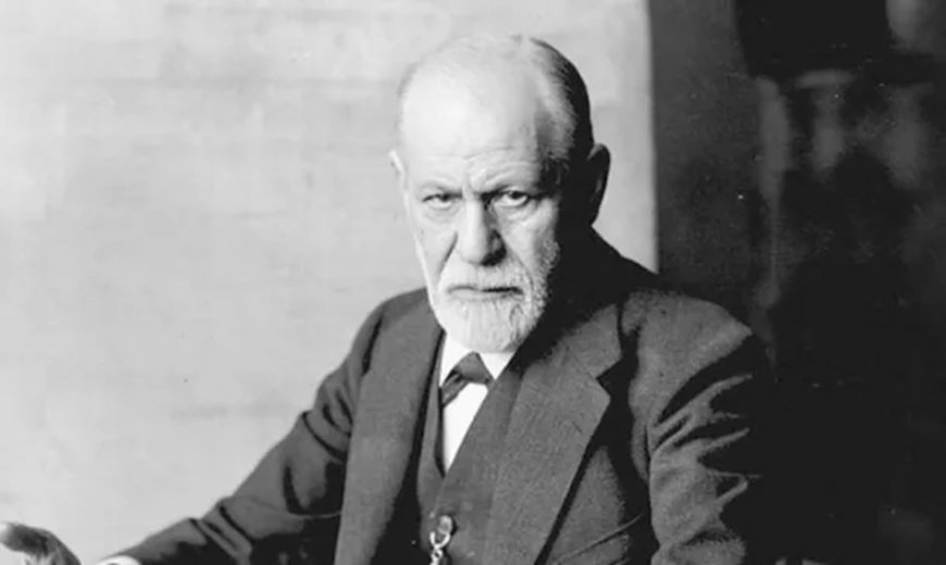 From Freud to Einstein: How History’s Greatest Minds Decoded Dreams
