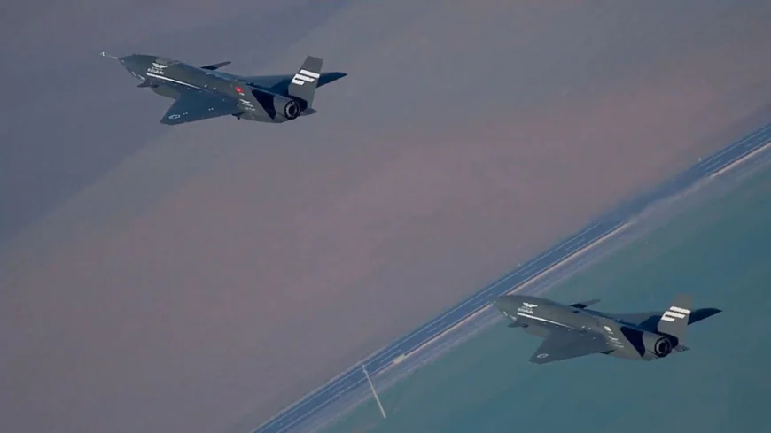 World First: Two KIZILELMA drones fly in autonomous formation