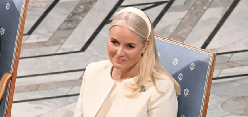 Epstein Scandal Shakes Norway: Crown Princess Apologizes Amid Probes