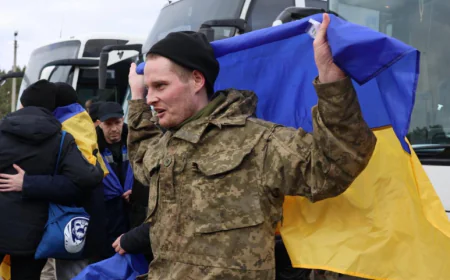 Prisoner exchange: 300 more Ukrainian soldiers return from Russia