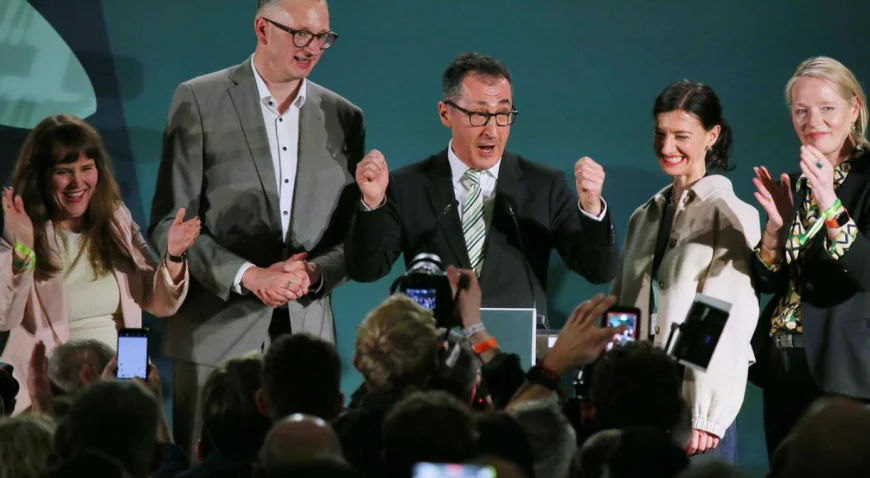 Why conservative Turks oppose Cem Ozdemir's rise in Germany