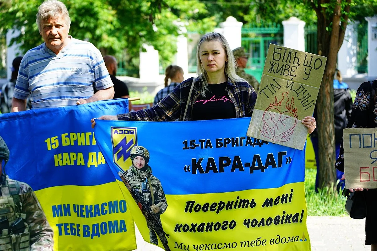 Ukraine: Mykolaiv rally backs POWs and missing soldiers
