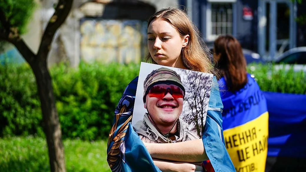 Ukraine: Mykolaiv rally backs POWs and missing soldiers
