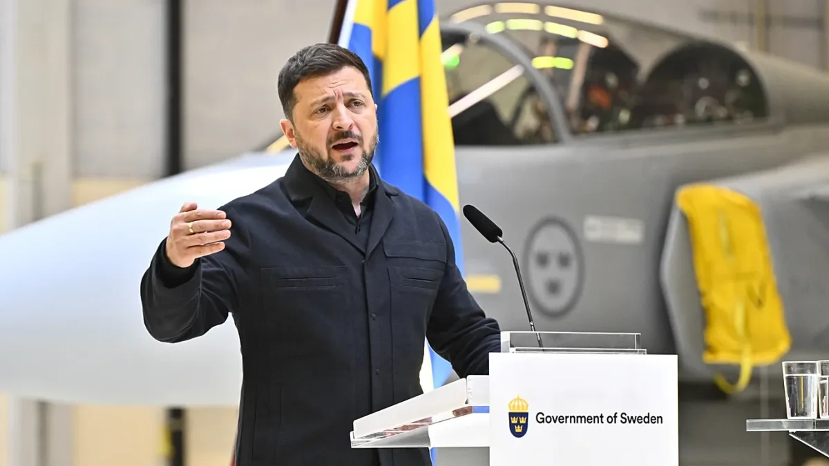 Zelenskyy Warns Russia May Be Preparing Major Attack
