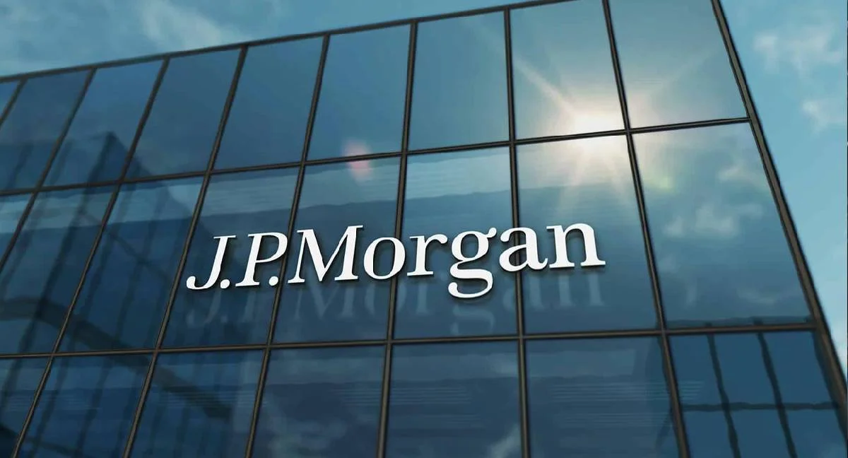 JP Morgan cuts Türkiye risk as election and dollarization fears rise