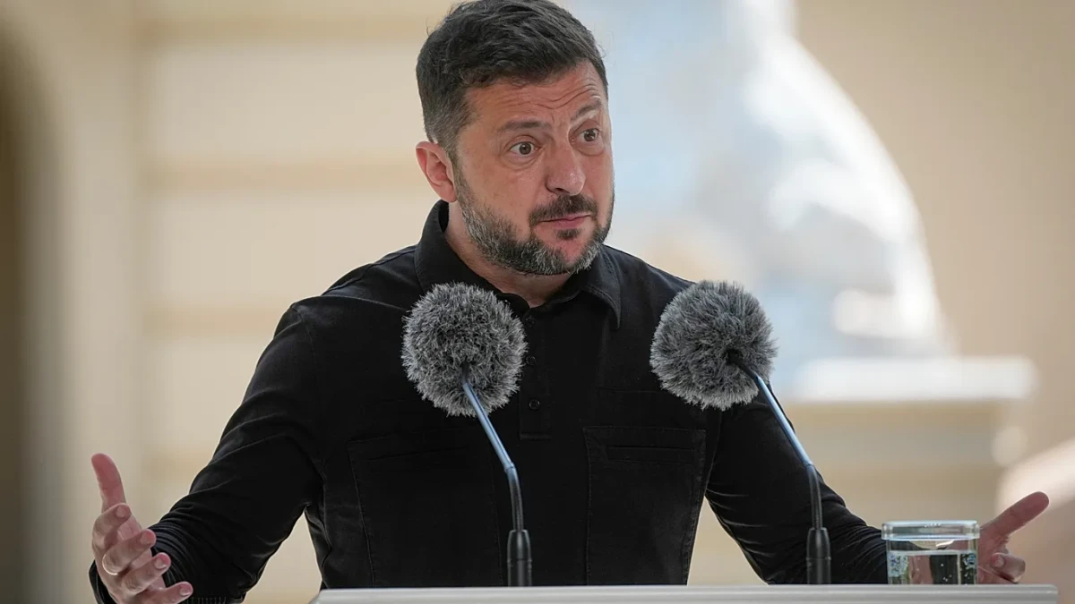 Zelenskyy warns Russia may launch massive Ukraine attack within 48 hours
