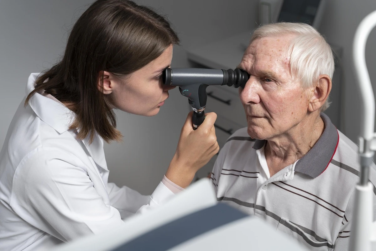 Can AI-powered eye scans detect Alzheimer’s and Parkinson’s early?
