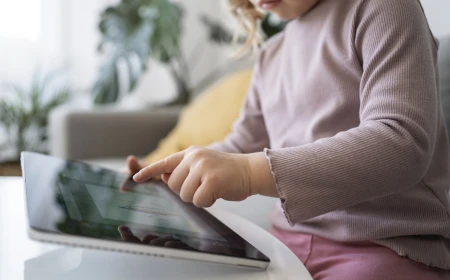 Children and AI: Age-specific risks and practical guidance for families