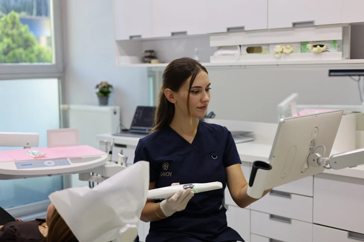 Teeth whitening safely: 7 tips to protect enamel and avoid damage