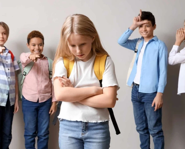 Gewaltneigung bei Kindern: Warnzeichen, die Eltern kennen sollten
