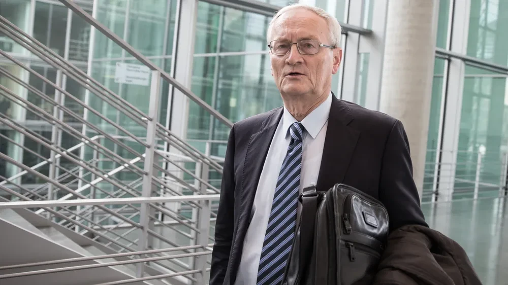 Ex-BND-Chef August Hanning wegen Spionageverdachts festgenommen