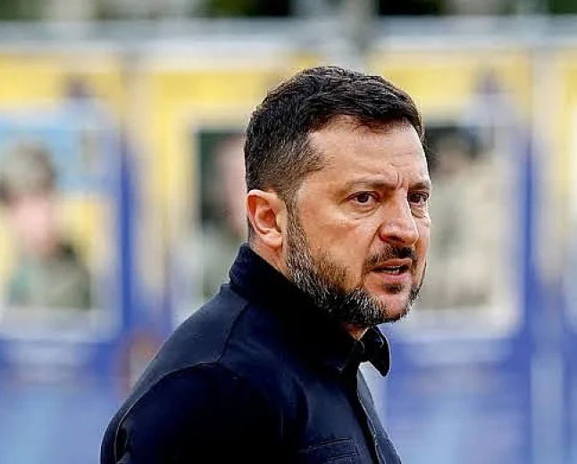 FT: Zelenskyy did not back unofficial Ukraine peace plan on Crimea